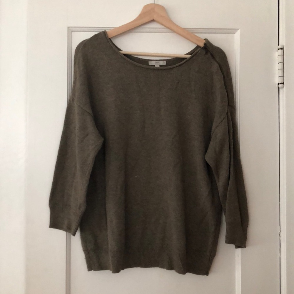 Tan/Olive Pullover Sweater